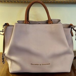 Beautiful Dooney & Bourke Bag!